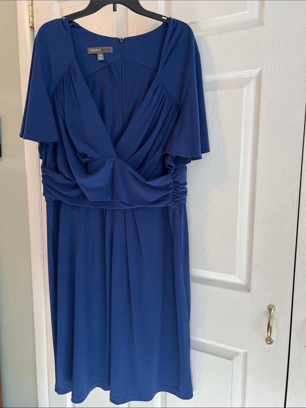 Like NEW Flattering Beautiful Blue Dress with Plunging Neck-20W